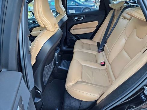 Certified 2023 Volvo XC60 T8 Ultimate AWD/4WD image 14