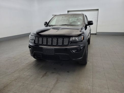 Used 2022 Jeep Grand Cherokee Laredo X AWD/4WD image 15