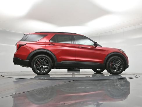 New 2026 Ford Explorer ST image 46