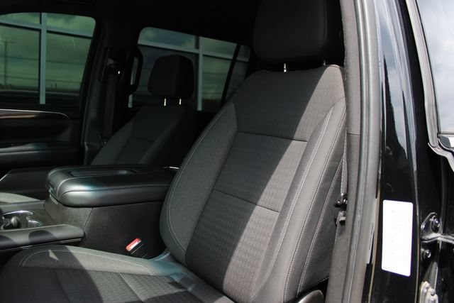 Used 2021 GMC Yukon XL SLE AWD/4WD image 18