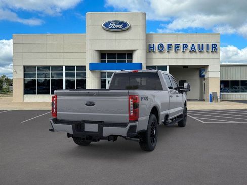 New 2026 Ford F350 Lariat w/ Black Appearance Package image 8