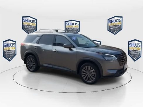 Used 2024 Nissan Pathfinder SL w/ SL Premium Package AWD/4WD image 2
