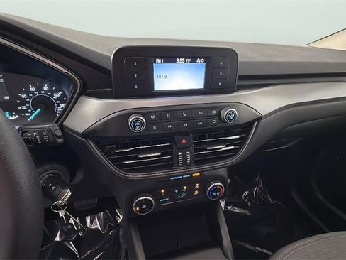 Used 2020 Ford Escape S image 20