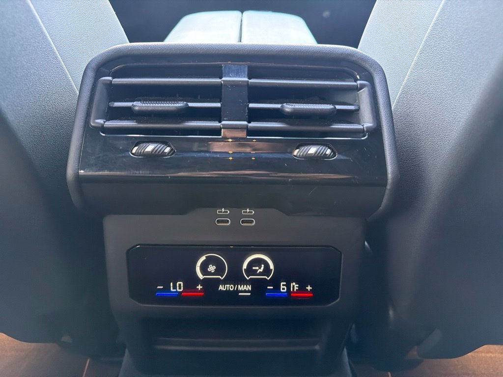 Used 2025 BMW i5 M60 w/ Premium Package AWD/4WD image 14