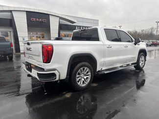 Used 2022 GMC Sierra 1500 Denali video 3