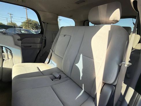 Used 2007 Chevrolet Tahoe LT AWD/4WD image 12