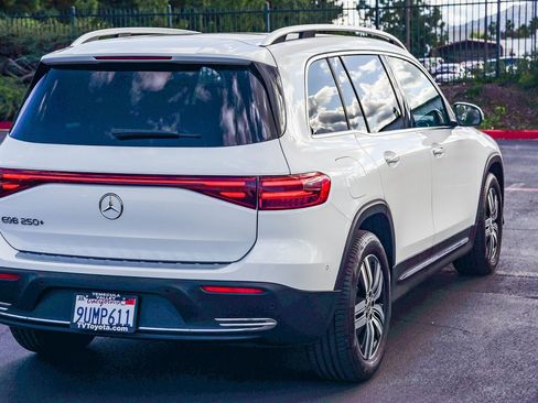Used 2025 Mercedes-Benz EQB 250+ image 7