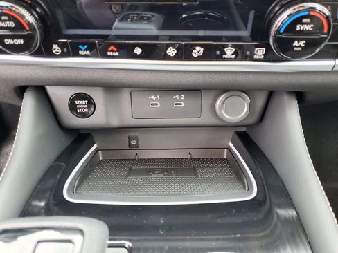 New 2026 Nissan Rogue Platinum w/ Platinum Premium Package AWD/4WD image 27
