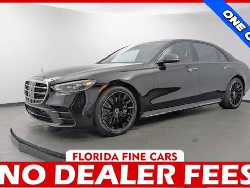 Used 2023 Mercedes-Benz S 500 4MATIC image 1
