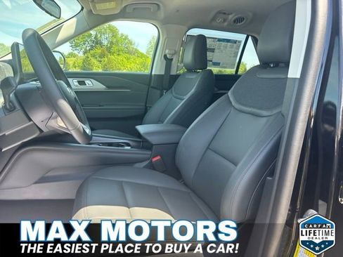 New 2026 Ford Explorer Active AWD/4WD image 17
