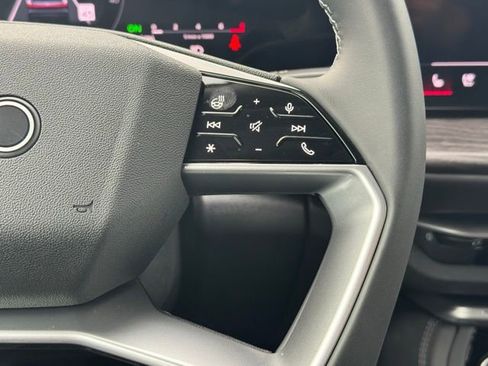 New 2025 Audi Q5 Premium Plus image 18