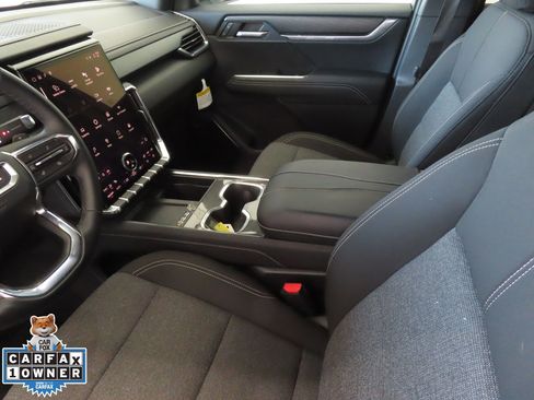 Used 2025 GMC Acadia Elevation FWD image 22