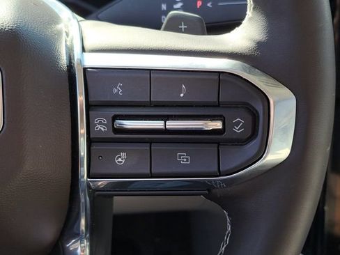 Used 2024 GMC Acadia Denali image 22