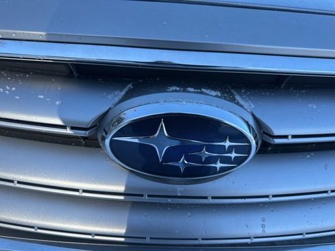 Used 2016 Subaru Legacy 2.5i Limited image 9