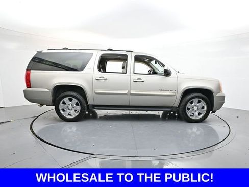 Used 2009 GMC Yukon XL SLT image 8