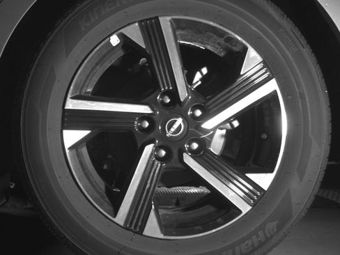 Used 2025 Nissan Sentra SV FWD image 14