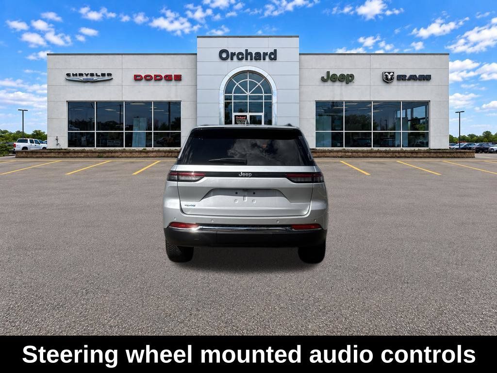 Used 2024 Jeep Grand Cherokee Limited 4xe AWD/4WD image 5