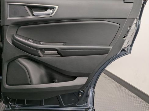 Used 2024 Ford Edge SEL w/ Convenience Package image 25