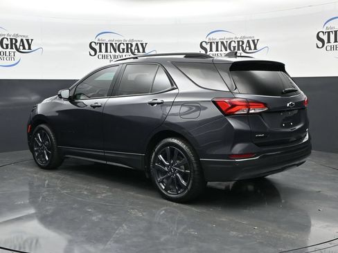 Used 2022 Chevrolet Equinox RS w/ RS Leather Package FWD image 5