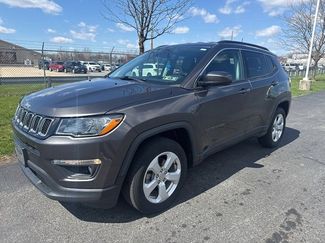 Used 2019 Jeep Compass Latitude w/ Popular Equipment Group video 1