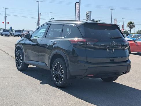New 2026 Nissan Rogue SV FWD image 5