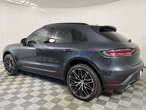Used 2024 Porsche Macan AWD/4WD image 4