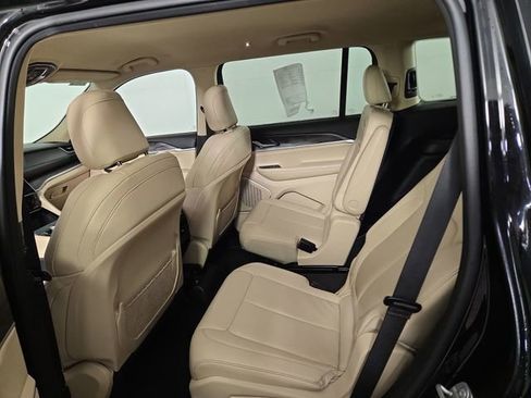 Used 2021 Jeep Grand Cherokee L Limited image 15