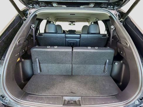 Used 2024 Mitsubishi Outlander SEL image 28