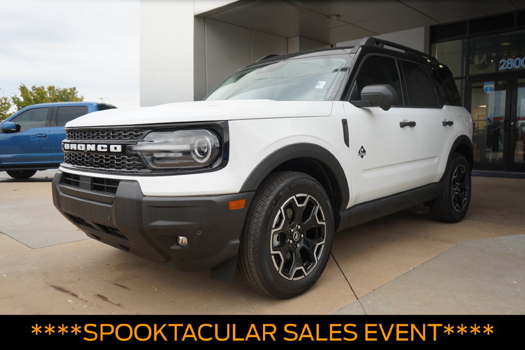 New 2026 Ford Bronco Sport Outer Banks w/ Outer Banks Tech Package+ AWD/4WD image 1
