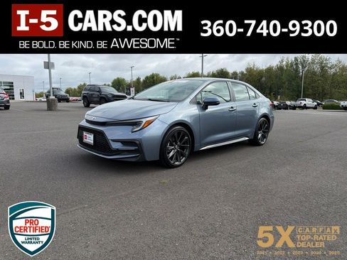 Used 2024 Toyota Corolla SE w/ SE Convenience Package FWD image 1