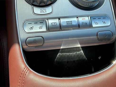 Used 2024 Genesis G90 3.5T image 29