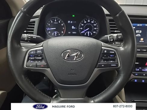 Used 2017 Hyundai Elantra SE w/ SE A/T Tech Package 03 FWD image 21