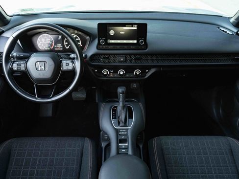 Used 2025 Honda HR-V Sport image 27