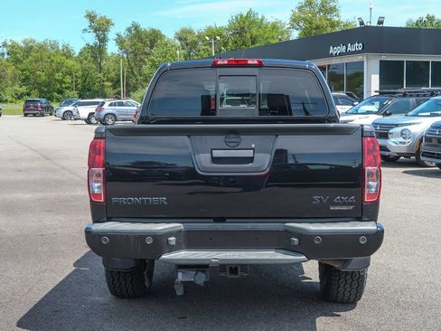 Used 2020 Nissan Frontier SV w/ Midnight Edition Floor Mats AWD/4WD image 11