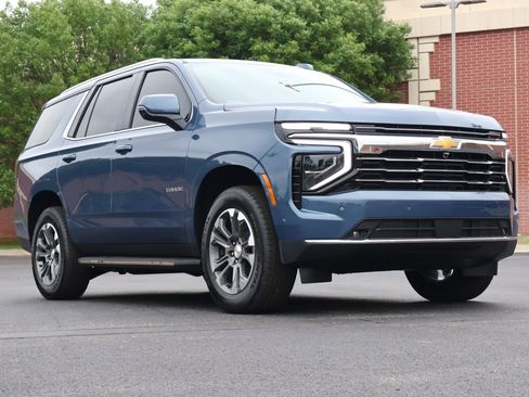 New 2026 Chevrolet Tahoe LT w/ Comfort Package AWD/4WD image 1