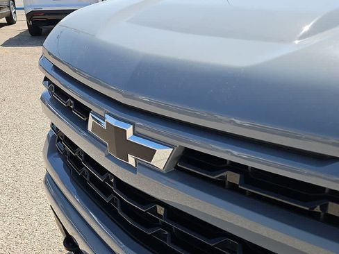 Used 2025 Chevrolet Silverado 1500 RST AWD/4WD image 13