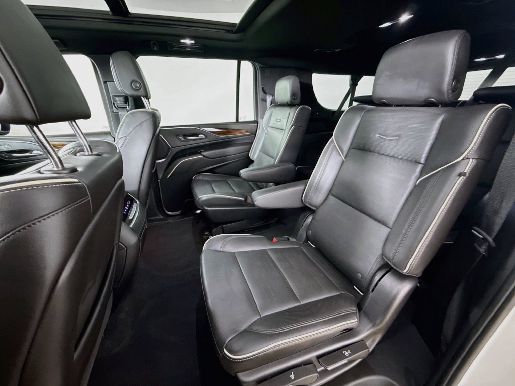 Used 2021 Cadillac Escalade ESV Premium Luxury AWD/4WD image 26