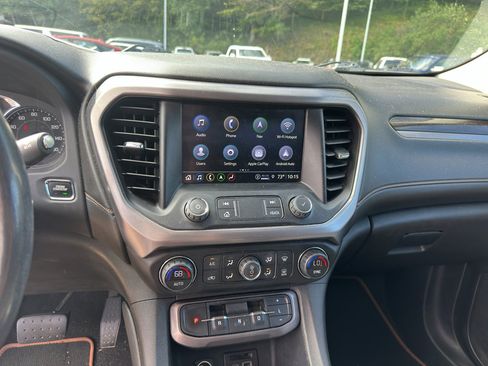 Used 2021 GMC Acadia AT4 image 11