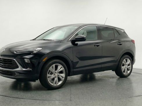 Used 2025 Buick Encore GX Preferred FWD image 3