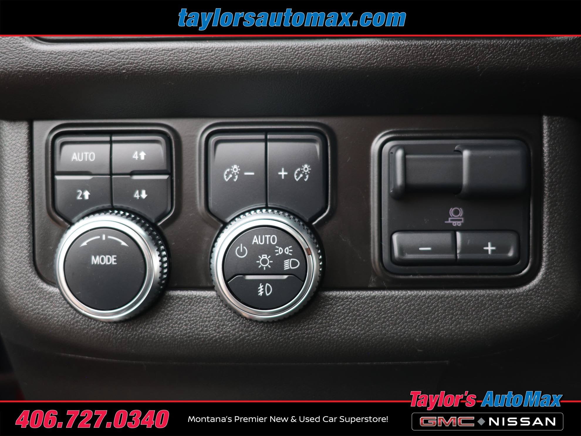 Used 2024 GMC Yukon AT4 w/ Technology Package AWD/4WD image 35