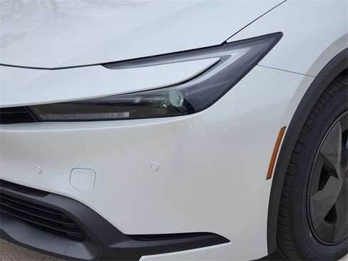 New 2026 Toyota Prius LE image 6