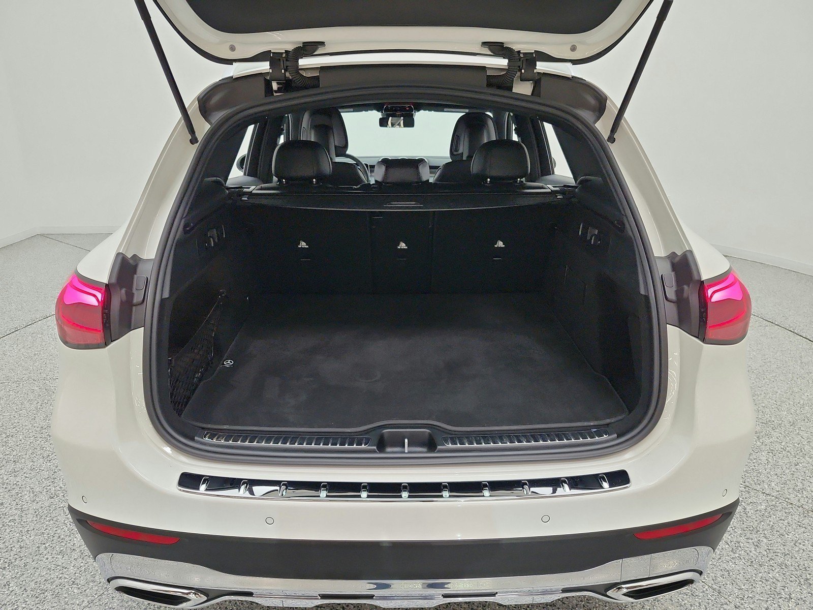 Certified 2026 Mercedes-Benz GLC 300 image 18
