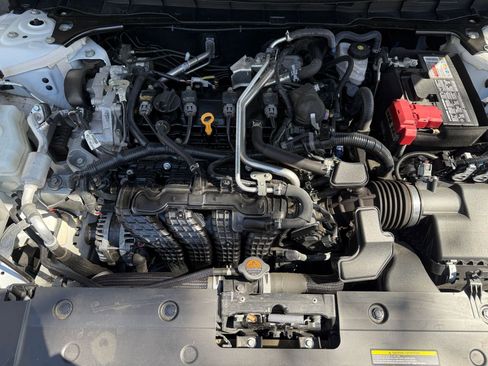 Used 2025 Nissan Altima 2.5 SV image 27