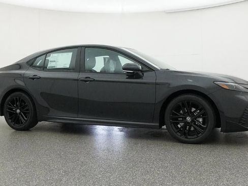New 2026 Toyota Camry SE FWD image 28