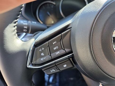 New 2025 MAZDA CX-5 AWD 2.5 S w/ Premium Plus Pkg image 10