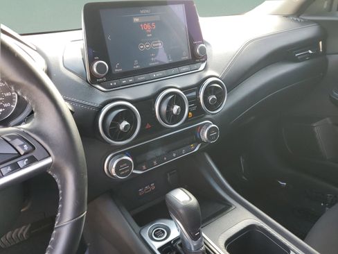 Used 2020 Nissan Sentra SV image 22