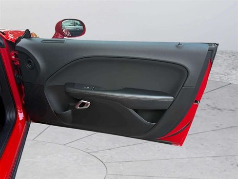 Used 2019 Dodge Challenger R/T RWD image 14