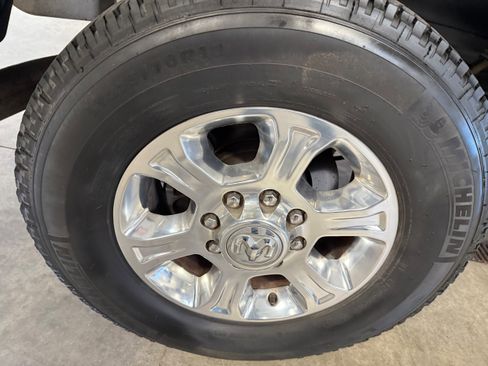 Used 2021 RAM 2500 Big Horn w/ Level 1 Equipment Group image 18