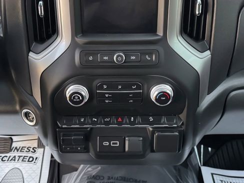 Used 2024 GMC Sierra 2500 Pro w/ 1SA Pro Safety Plus Package AWD/4WD image 16