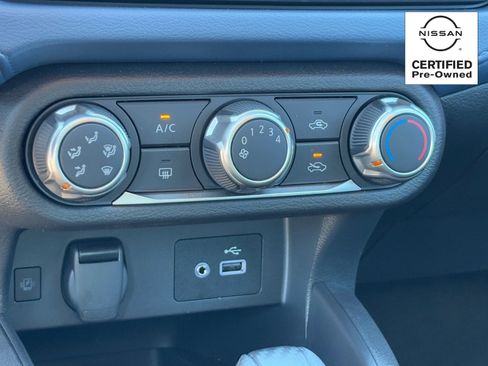 Certified 2025 Nissan Versa SV w/ Trunk Package image 24